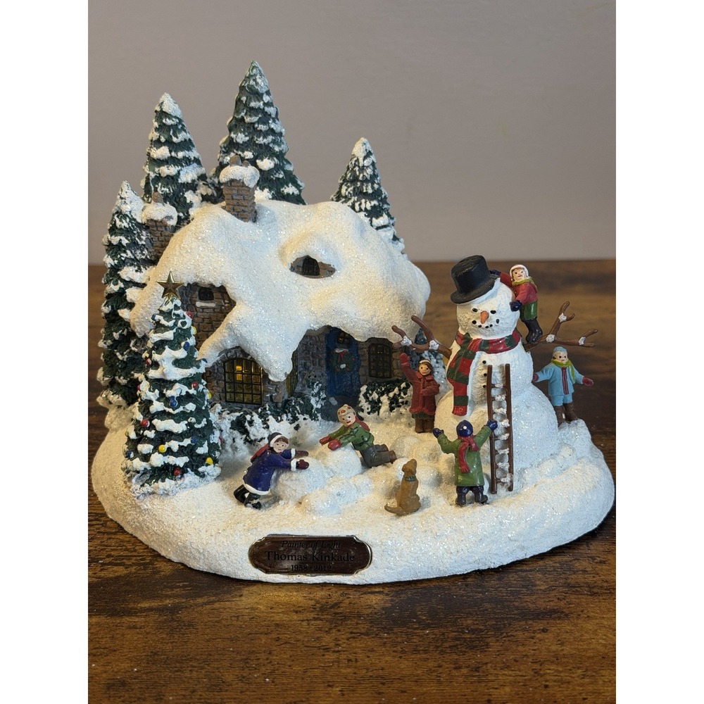 Thomas Kinkade Painter Of Light Everett's Cottage Christmas Village Illuminated